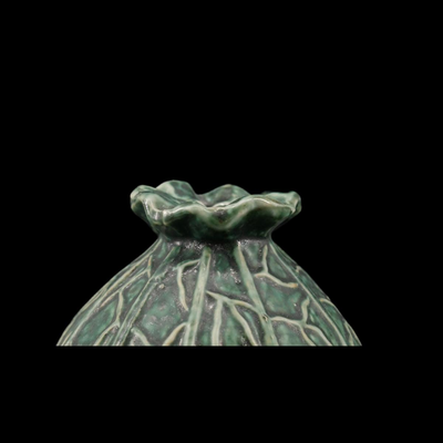 Veined Leaf Design Vase