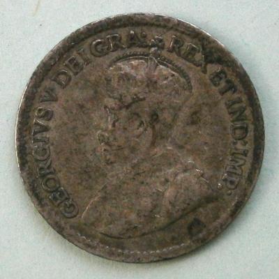 CANADA 1930 5 Cents Silver Coin