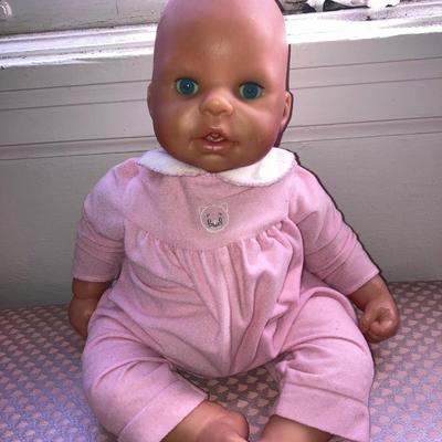 Lot of vintage dolls and stuffed animals