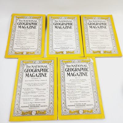 VINTAGE NATIONAL GEOGRAPHY SET OF 5