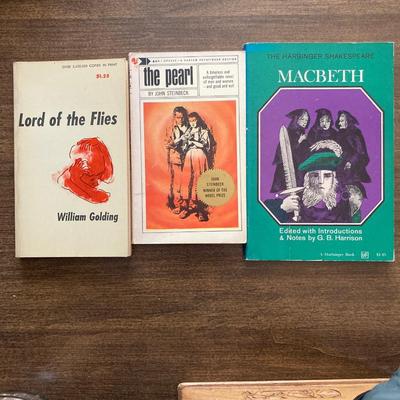 Vintage paperback classics book lot