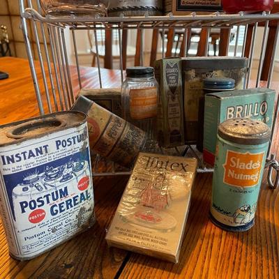 Tomâ€™s Peanuts Store Display and Contents