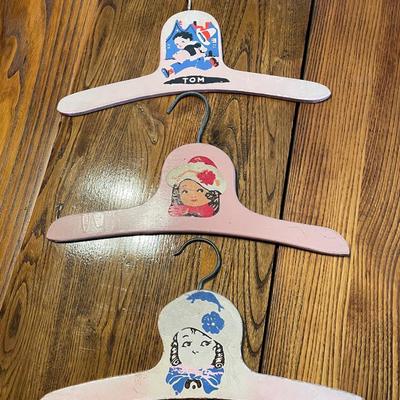 Wooden Childrenâ€™s Hangers