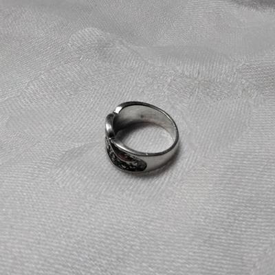 Super Sparkly Vintage Marcasite 925 Ring Size 7