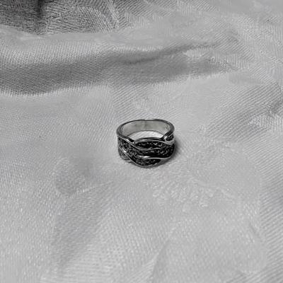 Super Sparkly Vintage Marcasite 925 Ring Size 7