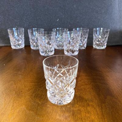 Lot of assorted glassware