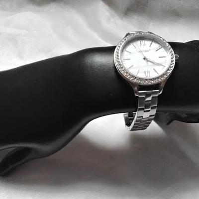 New Caravelle Mother of Pearl Face