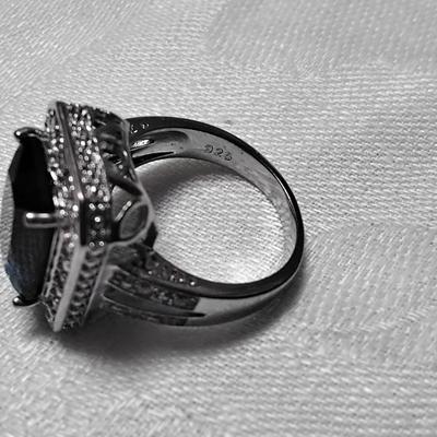 Gorgeous Sapphire Quartz With White Sapphires 925 Ring Size 8.5