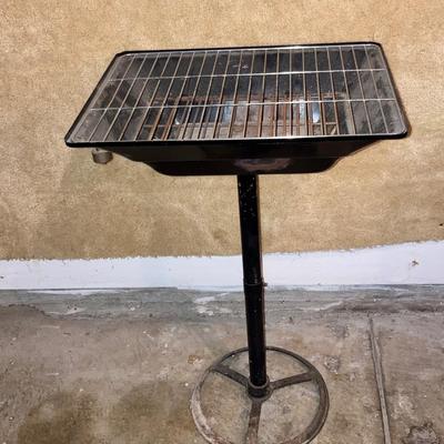 BBQ grill and accessories