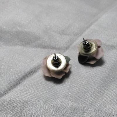 Vintage 1928 Porcelain Rose Earrings