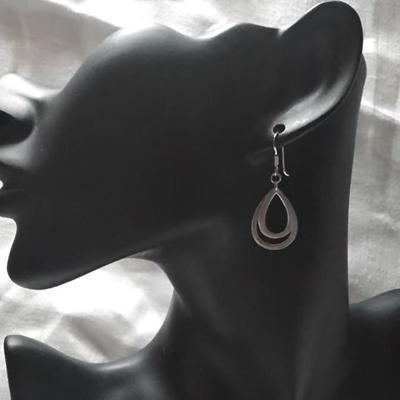 LA 925 Dangle Earrings