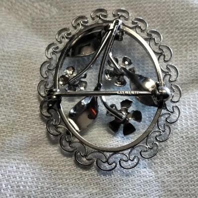 Beautiful Vintage Krementz Brooch