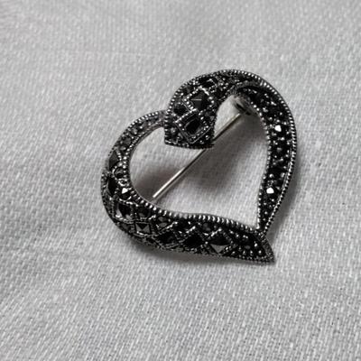 Stunning Vintage Black Onxy and Marcasite Brooch