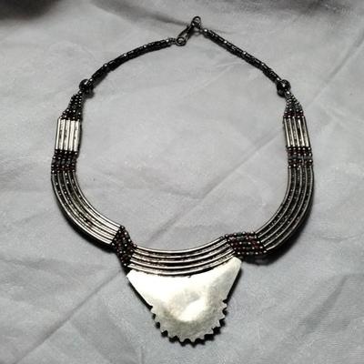 Over 35G of  GORGEOUS  Vintage Turquoise Native American Bib Necklace