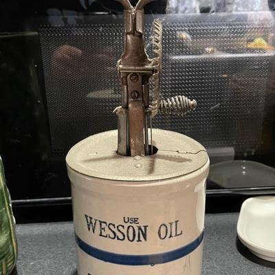 Wesson Oil Crock With Beater