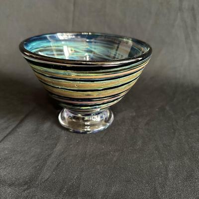 UNIQUE AND COLORFUL GLASS BOWL