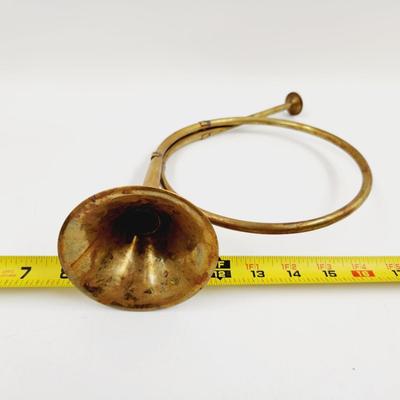 VINTAGE BRASS HUNTING HORN