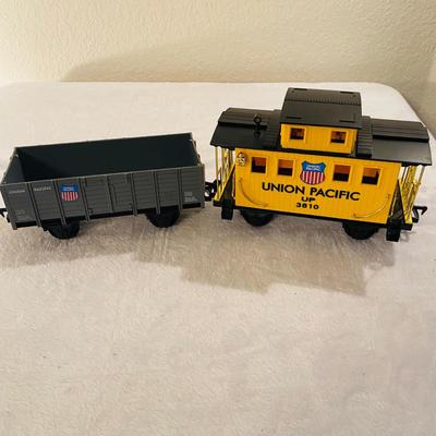 Coastal Express 33 Piece Train Set (GR-SL)