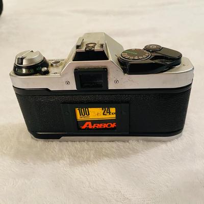 Collection of Camera Equipment (GR-SL)
