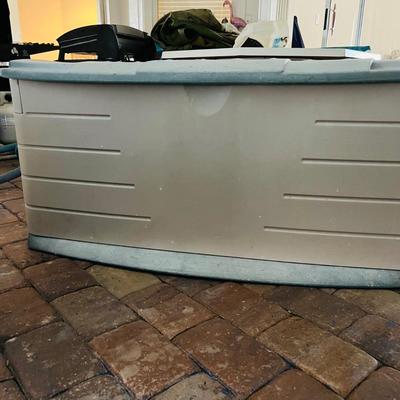 Large Rubbermaid Storage and Pool Equipment (L-JM)