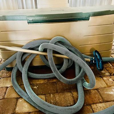 Large Rubbermaid Storage and Pool Equipment (L-JM)
