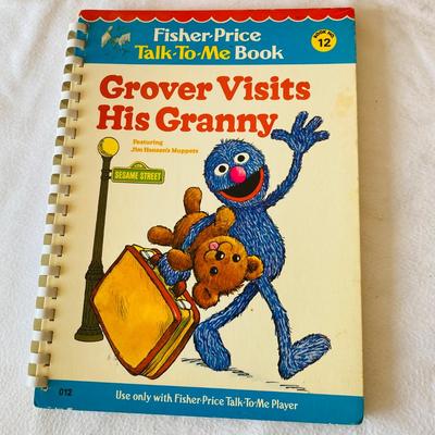 Vintage Childrenâ€™s  Books and Lunchbox (GR-SL)