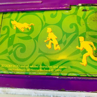 Vintage Childrenâ€™s  Books and Lunchbox (GR-SL)