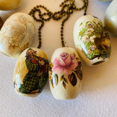 Marble Stone Eggs and Fan Pulls (DR-SL