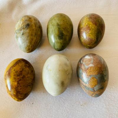 Marble Stone Eggs and Fan Pulls (DR-SL