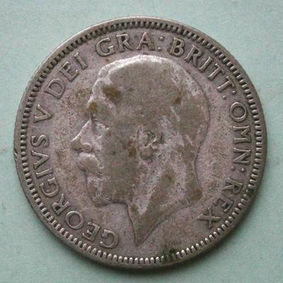 BRITISH EMPIRE - INDIA 1927 One Shilling Silver Coin