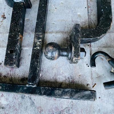 Chains and Trailer Balls and Hitches (G-SL)