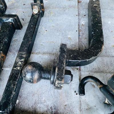 Chains and Trailer Balls and Hitches (G-SL)