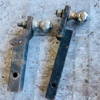 Chains and Trailer Balls and Hitches (G-SL)