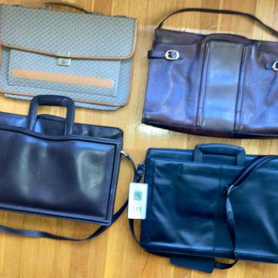 Grouping of vintage AtachÃ© /laptop bags