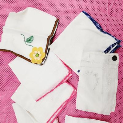 7 PC VINTAGE LINEN HANKERCHIEF