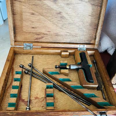 Vintage Wood Boxes  (BR1-JM)