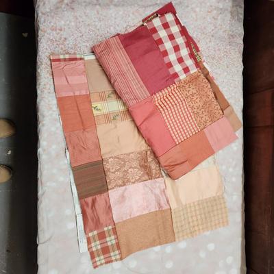 SAMPLE SEWN QUILT PIECES