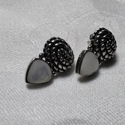 Outstanding Beaucraft Mother of Pearl 925 Post Earrings