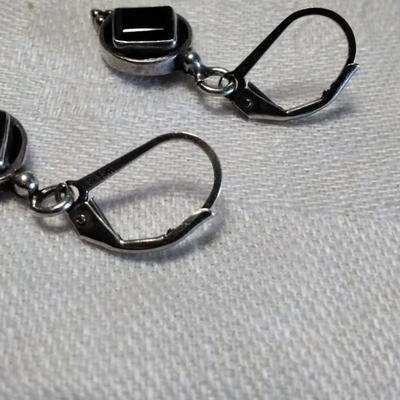 Most Gorgeous Vintage Garnets 925 Earrings