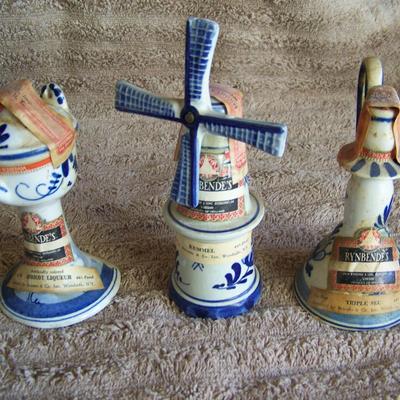 Delft / Dutch ceramic liquor containers