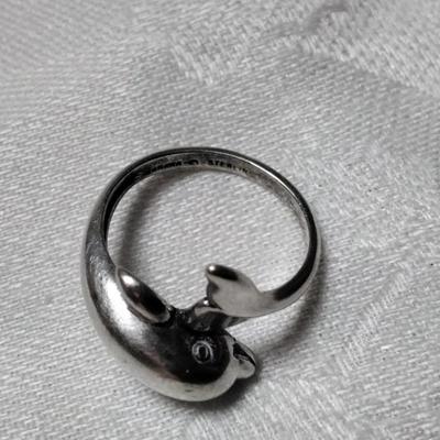 Fun Dolphin 925 Ring Size 7