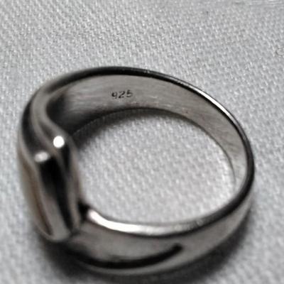 One Of A Kind Mother of Pearl 925 Ring Size 7.5