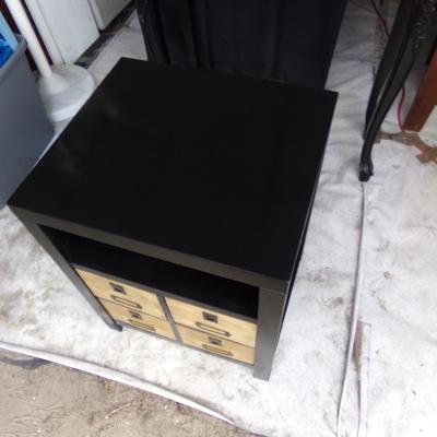 BLACK 4 DRAWER END TABLE WITH NATURAL.