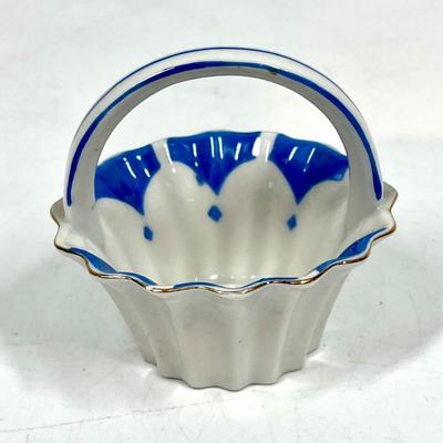 Miniature Blue & White Hand Painted Porcelain Basket Gold Castle Japan