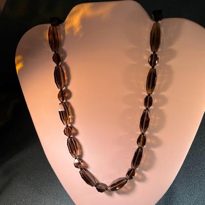 ELEGANT SMOKEY FACETED BEAD NECKLACE