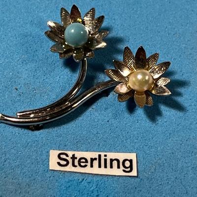 STERLING SILVER SMALL FLOWERS PIN