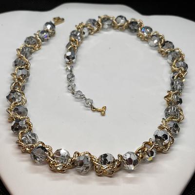 GORGEOUS VENDOME NECKLACE FACETED BEADS
