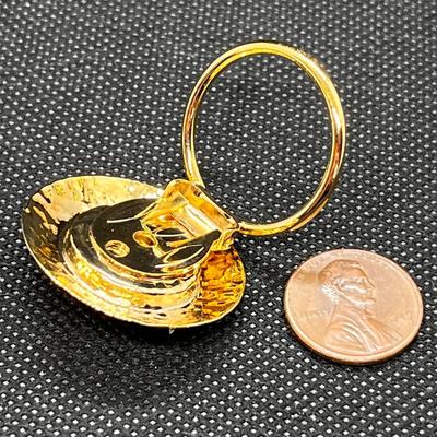 SCARF CLIP W/DEEP PURPLE-PINK FACETED CENTER