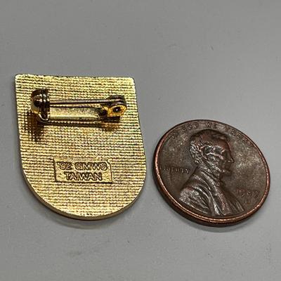 BRIGHTON SKI RESORT PIN STYLIZED SNOWFLAKE