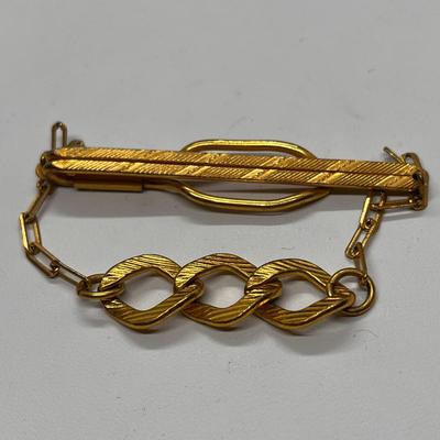 VINTAGE CLASSY TIE CLASP